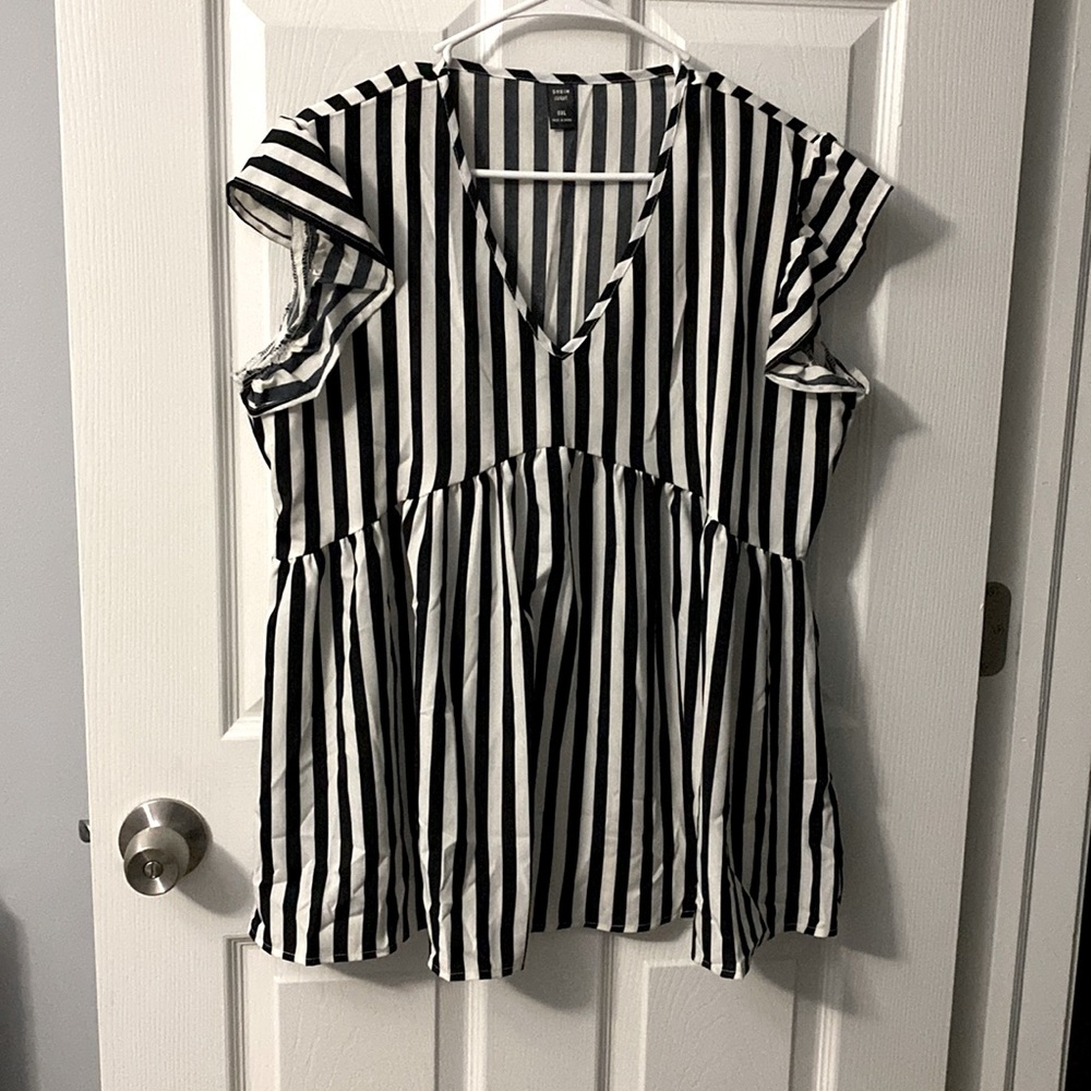 SHEIN Curve Black and White Striped dress shirt Size XL